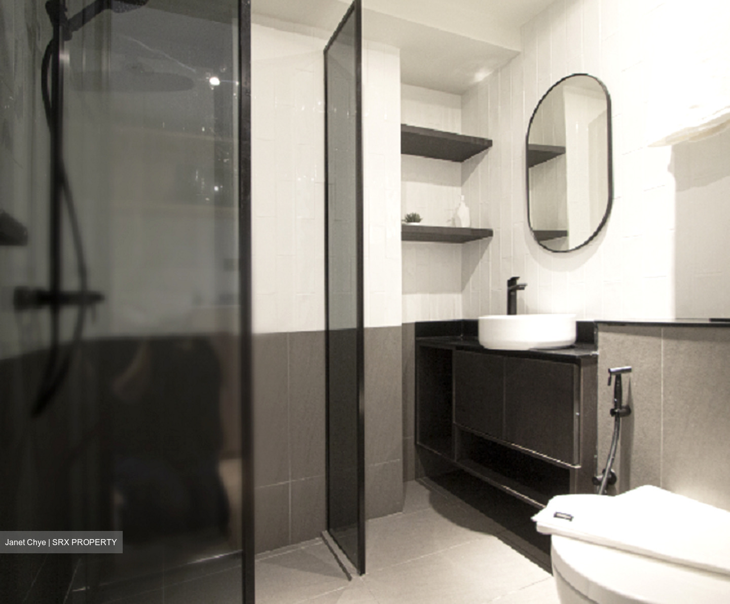 Beach Road (D7), Apartment #577121901